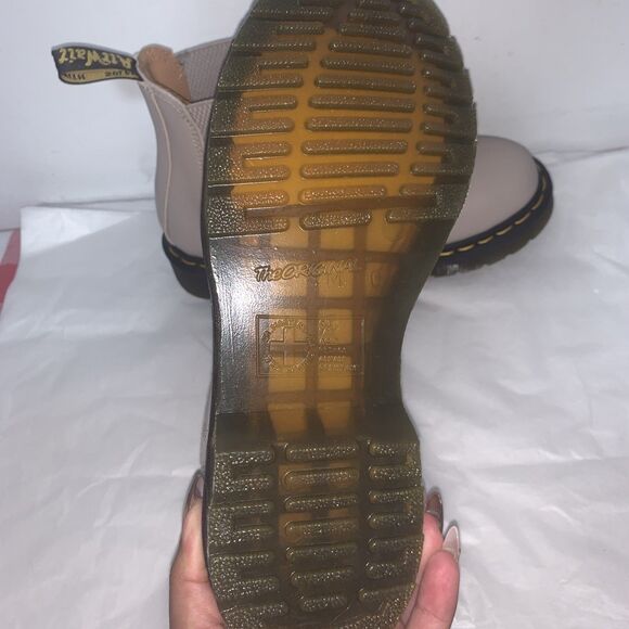 Dr. Martens Doc 2976 Vintage Taupe Virginia Chelsea Boots Womens Sizes 7 - Picture 8 of 11